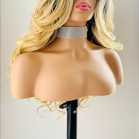 Gorgeous Ombre Blonde Premium Fiber Lace Front Wig - Picture 11 of 13
